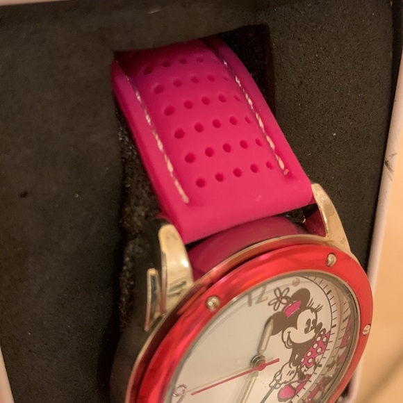 New in Box Minnie Watch Golfing - Picture 6 of 9